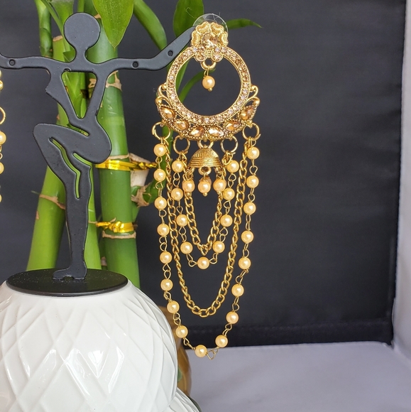 Fancy Earring - Picture 2 of 2